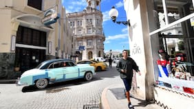 La salida para la crisis cubana