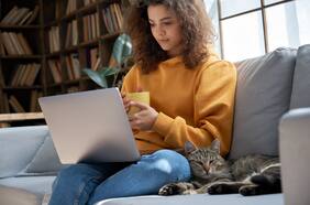 Aprender de inversiones de manera simple, de la mano de expertos, online y gratis es posible