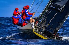 Prometen ir por más: el Team Chile está en los cuartos de final del Mundial de Vela