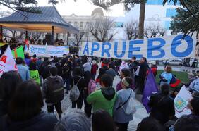 “Todo tiene un límite”: Gobierno denuncia ante la Fiscalía performance sexual de colectivo “Las Indetectables” en Valparaíso