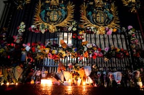 Ascensión de Carlos al trono suscita pedidos en el Caribe para destituir al monarca como jefe Estado