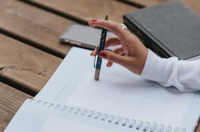 Columna de Tomás Rau: “De género, economía y efemérides: ¿Las mujeres facturan?”