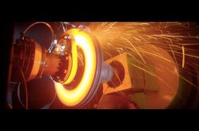 ¡Al rojo y a más de 1.000º C! Así funcionan los mejores frenos del mundo