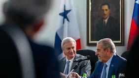 Acompañado de Frei y sus futuros ministros: Kast se reúne con Cámara de Comercio de Panamá