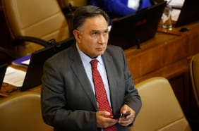Diputado Mellado deja jefatura de bancada y renuncia a RN para apoyar a Kast