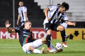 Palestino se derrumbó ante Libertad en la Sudamericana