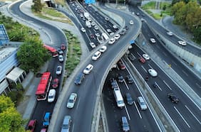 Autoridades hacen positivo balance del “súper lunes” y esperan que el miércoles sea la “prueba de fuego” con el retorno a clases