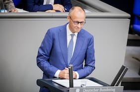 Canciller alemán acusa a AfD de buscar una “limpieza étnica” y partido de extrema derecha se perfila para dos nuevas elecciones regionales
