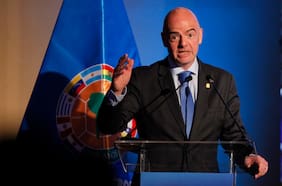 Otro gesto desesperado de Infantino: en México advierten sobre la propuesta para que los aztecas se unan a Conmebol