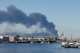 Ucrania ataca San Petersburgo antes del inicio de un foro económico con Putin