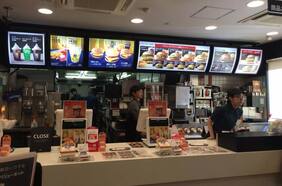 La intoxicación alimentaria en restaurantes suele ser causada por trabajadores enfermos