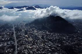 Santiago después de la lluvia: las postales panorámicas con cúmulus que dejó el paso del sistema frontal en la capital