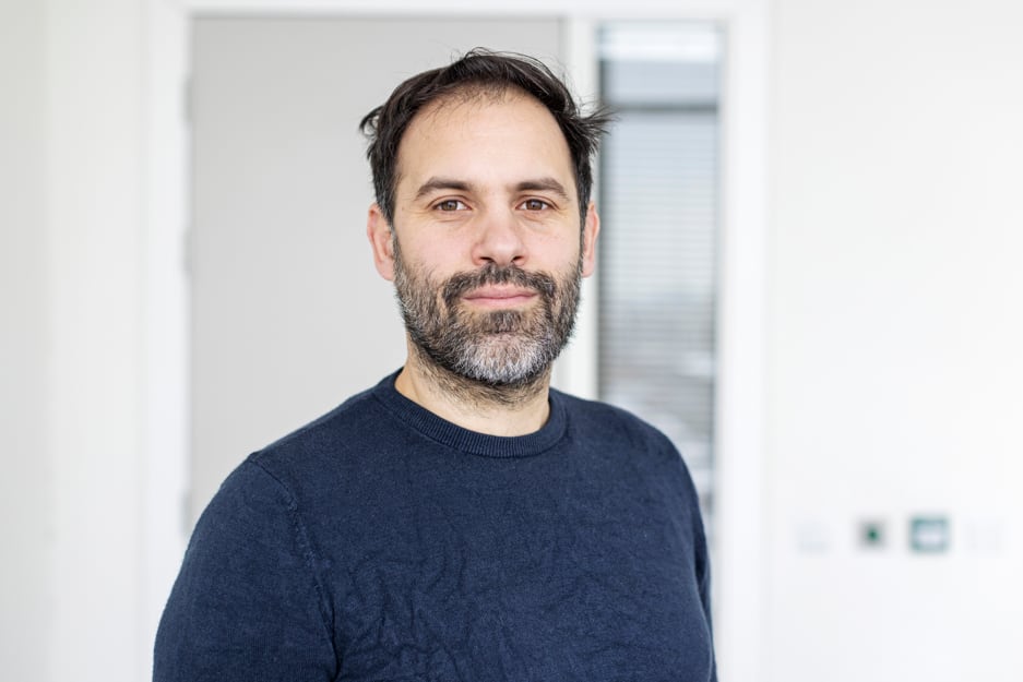 Jonathan Kennedy, autor de "Patogénesis": "Los virus han sido protagonistas clave de la Historia"
