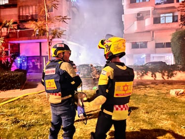 Reportan dos heridos tras ataque con misiles de Irán contra el centro de Israel