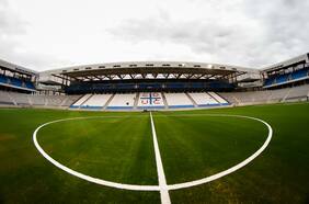 Visita clave pendiente con un plazo máximo: el gran detalle que tiene en vilo la inauguración del Claro Arena de la UC