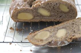 Trenza de chocolate rellena con mazapán