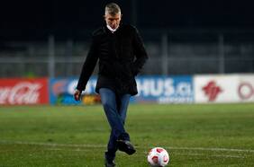 Martín Palermo renuncia a la banca de Curicó Unido tras la derrota ante la U