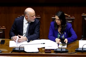 Las explicaciones de La Moneda sobre decisión de anular decreto de cable submarino chino y la presión de la Casa Blanca