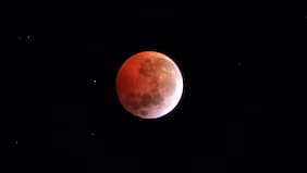 Este martes es el próximo eclipse lunar: ¿Dónde y a qué hora ver la Luna de Sangre?