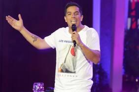 “Cuando se genera una risa es magia”: Las cábalas y secretos de la rutina del comediante Vicho Viciani en Olmué