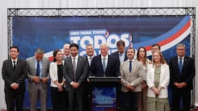 Demócratas se suma a las reuniones con Kast de cara al balotaje