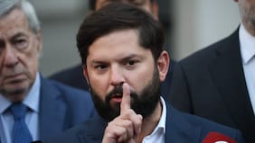 Cita por cable chino termina de manera abrupta: Kast exige a Boric retractarse y desata molestia del Mandatario