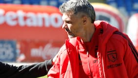 La autocrítica de Fernando Ortiz tras la victoria de Colo Colo: “En el segundo tiempo no entramos con la atención adecuada”