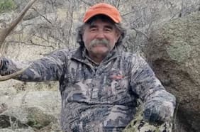 Quién era Ernie Dosio, el cazador que murió atacado por un elefante en África