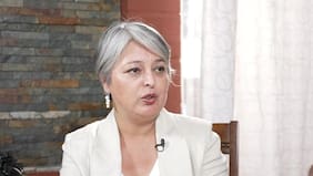 Jara descarta tono “confrontacional” como estrategia contra Kast y niega tesis de “golpe de Estado” contra Piñera