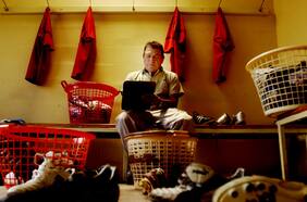 Un hombre único: Hernán Clavito Godoy, el técnico más pintoresco y querido del fútbol chileno