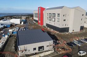 Pocos especialistas y obras incompletas: los pendientes de los nuevos hospitales que aún no atienden al 100%