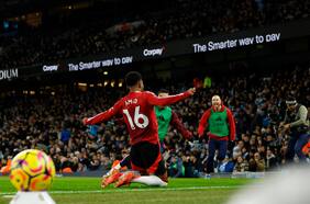 Tragedia en Etihad en dos minutos: el United remonta el derbi de Manchester y profundiza la crisis del City