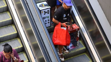 ¿Cómo cambiar un regalo? Sernac explica el funcionamiento de la garantía legal