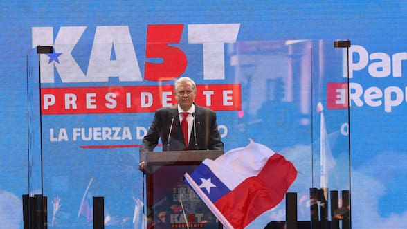 El panel blindado de Kast y el millonario aporte de Matthei: las observaciones del Servel a los gastos de la presidencial