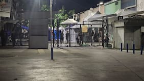 Alcalde Desbordes tras nuevo operativo en barrio Meiggs: “Vamos a erradicar los toldos azules”