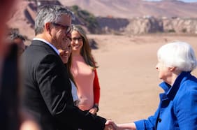 Secretaria del Tesoro de EE.UU. concluye visita en el país destacando agenda climática y fuente energética chilena
