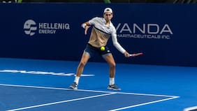 Alejandro Tabilo no puede contra la jerarquía de Novak Djokovic y pierde en Atenas su invicto ante la leyenda del tenis