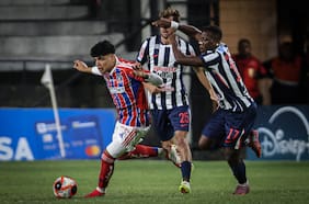 El despertar goleador de Correa no le alcanza a Colo Colo: el Cacique tropieza ante el Alianza Lima de Pablo Guede