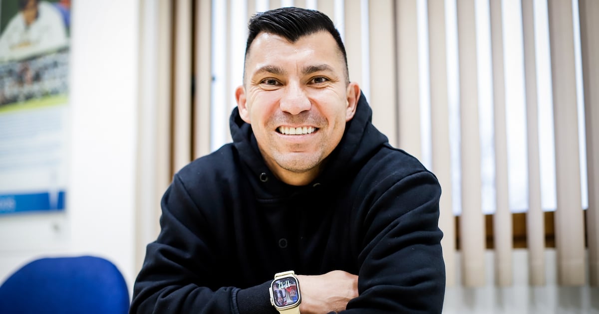Gary Medel, a fondo: “El Claro Arena se asemeja mucho al estadio de la Roma; es de primer nivel”