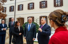 Gira por Europa: José Antonio Kast se reúne con Viktor Orbán, primer ministro de Hungría