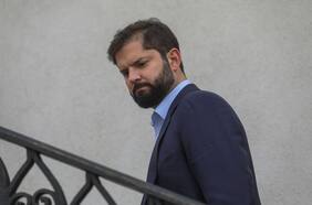 Boric en velorio de Joan Jara: “Su legado es imperecedero y hay que hacerlo presente”