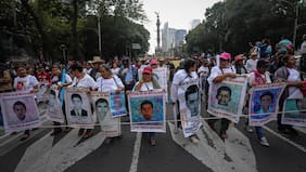 Caso Ayotzinapa: la historia de los 43 estudiantes que vuelve a sacudir México tras la detención de un exgobernador