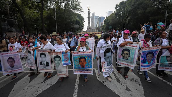 Caso Ayotzinapa: la historia de los 43 estudiantes que vuelve a sacudir México tras la detención de un exgobernador
