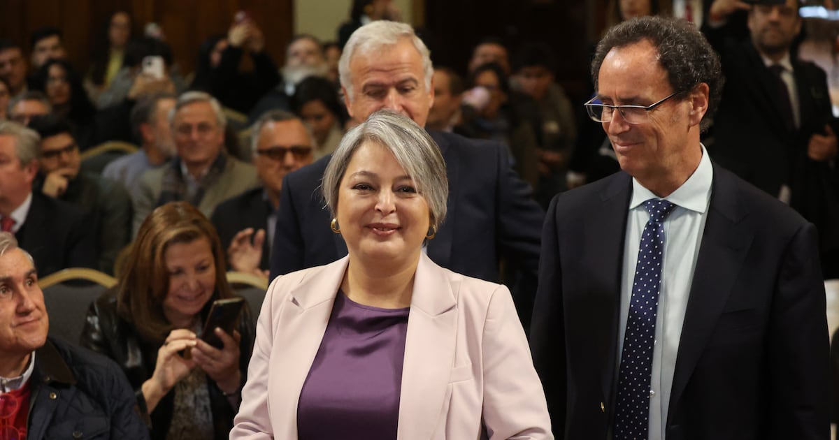 El debate del sueldo vital en Chile: ¿realismo económico o renuncia a la justicia social?