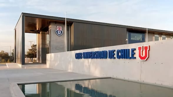 La Universidad de Chile golpea nuevamente a Azul Azul: las conclusiones del informe de Jana que complican a la U
