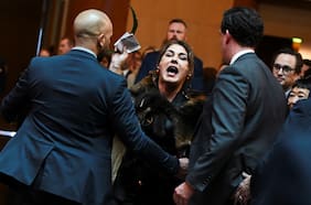 “Tú no eres mi rey”: ¿Quién es Lidia Thorpe, la congresista australiana que acusó al rey Carlos de genocidio?