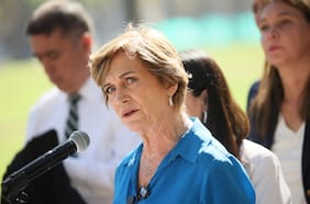 Evelyn Matthei presenta 15 medidas anticorrupción en medio de caso ProCultura