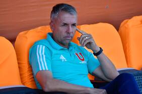 Gustavo Álvarez corta a jugador de la U a horas del duelo frente a Unión Española