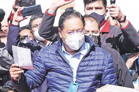 Sondeos a boca de urna dan por ganador a candidato del MAS en elecciones de Bolivia