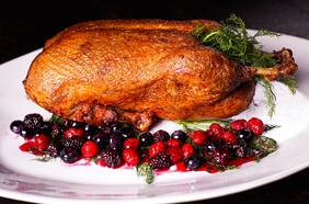 Mucho más que pavo: cenas navideñas a domicilio y para todos los gustos